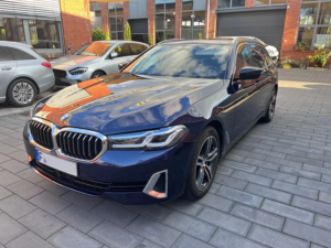 2020 BMW 520d xDrive Touring Luxury Line